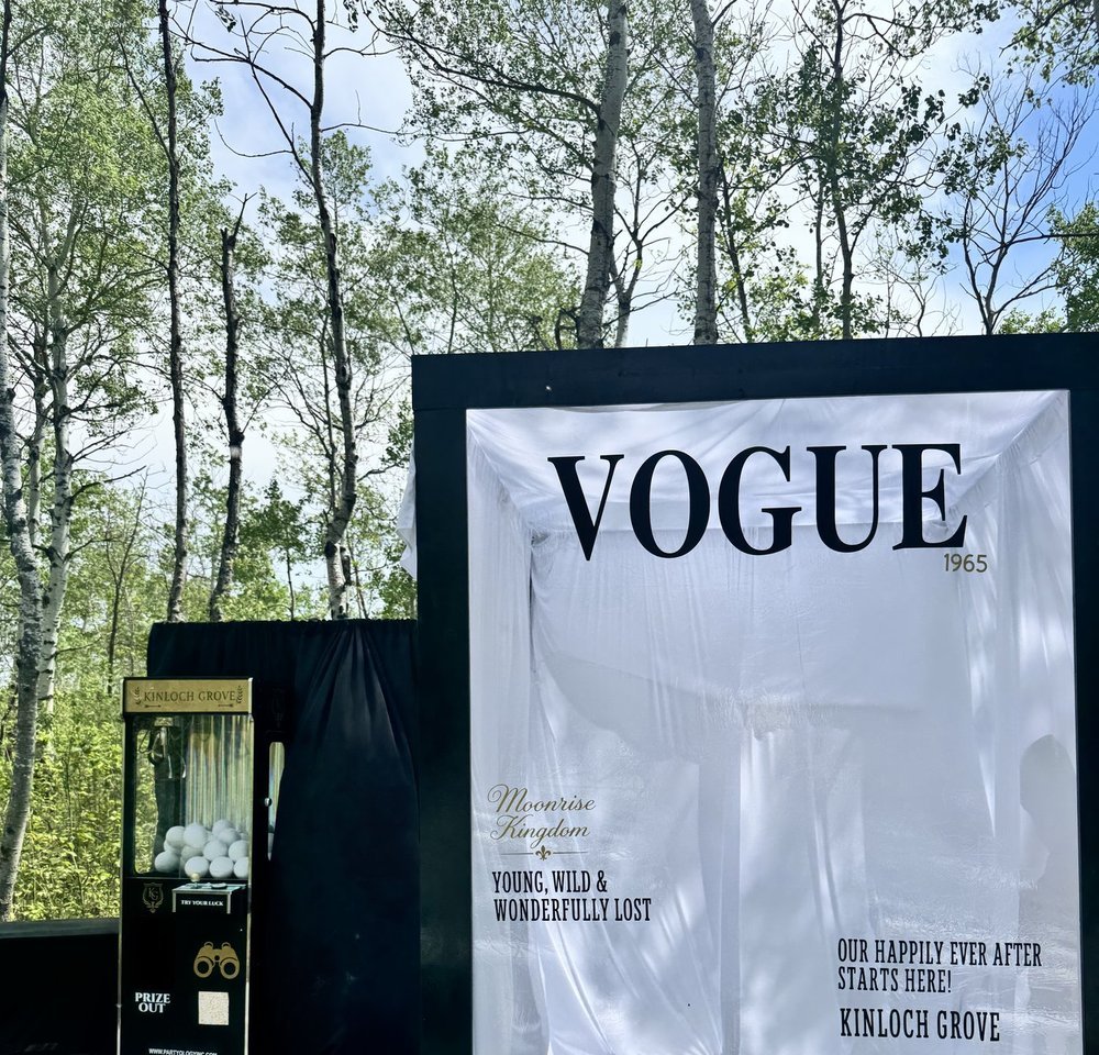VOGUE magazine photo booth outdoor Kinloch Grove Winnipeg Partyology